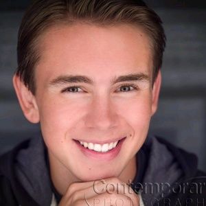 Meet your Posher, Corey